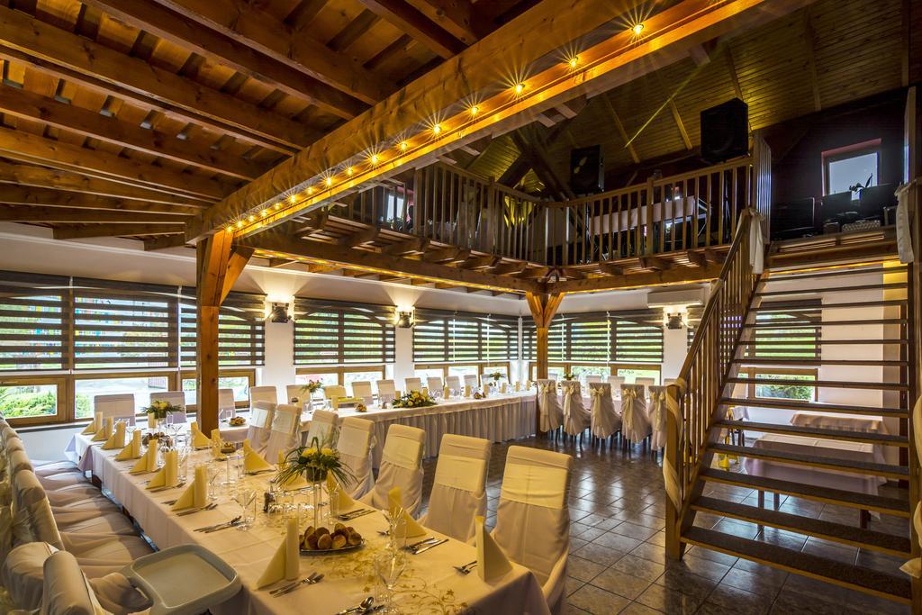 Penzion Almada Zvolen Extérieur photo