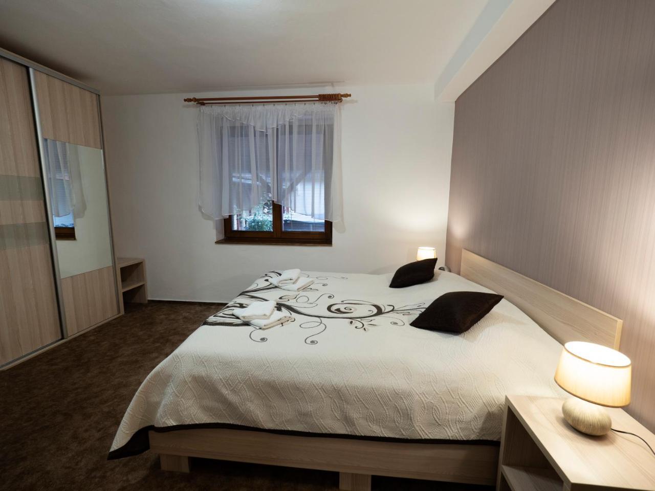 Penzion Almada Zvolen Extérieur photo